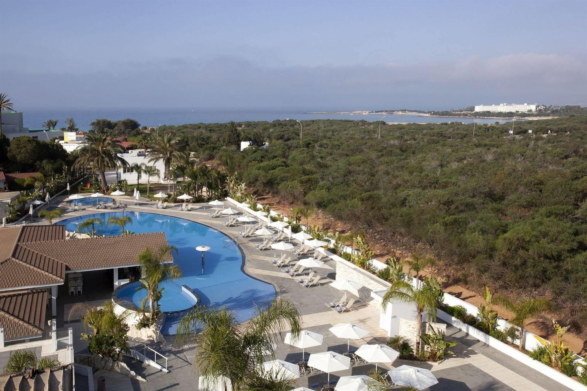Christofinia Hotell 4*
